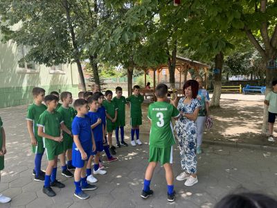 Награждаване на учениците от НУ "Отец Паисий" за участие в Националната програма "Заедно в изкуството и спорта" - НУ Отец Паисий - Пазарджик